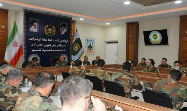 به همت قرارگاه منطقهای جنوب غرب نیروی زمینی ارتش جمهوری اسلامی ایران؛دوره رشد و تعالی ویژه فرماندهان گردان، گروهان پاسدار و رؤسای بازرسی برگزار شد به همت قرارگاه منطقهای جنوب غرب نیروی زمینی ارتش جمهوری اسلامی ایران؛دوره رشد و تعالی ویژه فرماندهان گردان، گروهان پاسدار و رؤسای بازرسی برگزار شد