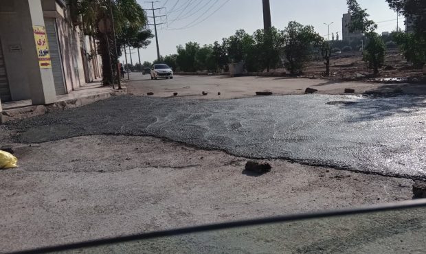 بلوار معلم؛ از شعار «کیفیت آسفالت» دادستانی تا بتنریزی زیر چرخهای خودروهای مردم! بلوار معلم؛ از شعار «کیفیت آسفالت» دادستانی تا بتنریزی زیر چرخهای خودروهای مردم!